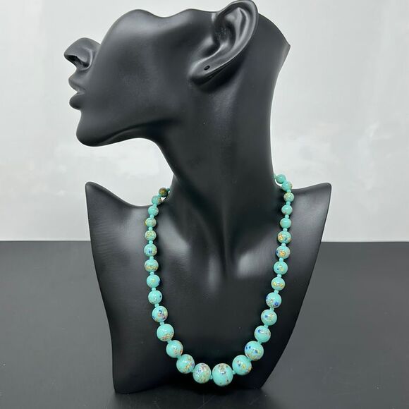 Costume jewelry glass beads necklace - Picture 1 of 3